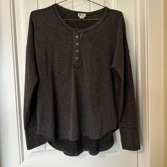 Excellent Condition - Billabong Any Day Henley - Picture 4 of 6